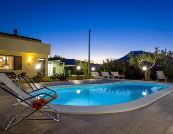 Donna Franca Con Piscina Privata Castellammare del Golfo